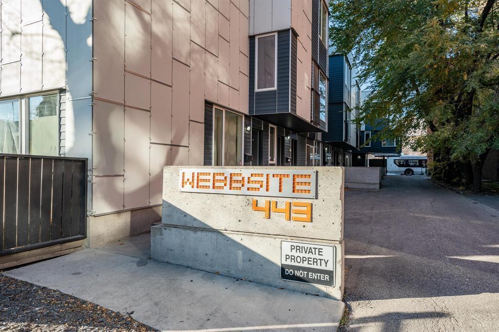 1 443 Webb Place|Winnipeg, Manitoba R3B0G1