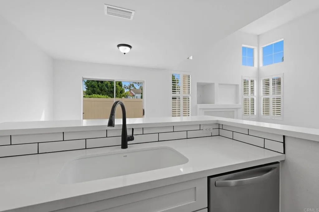 Additional image 39 of 4620 Los Alamos Way Unit D, Oceanside, CA 92057