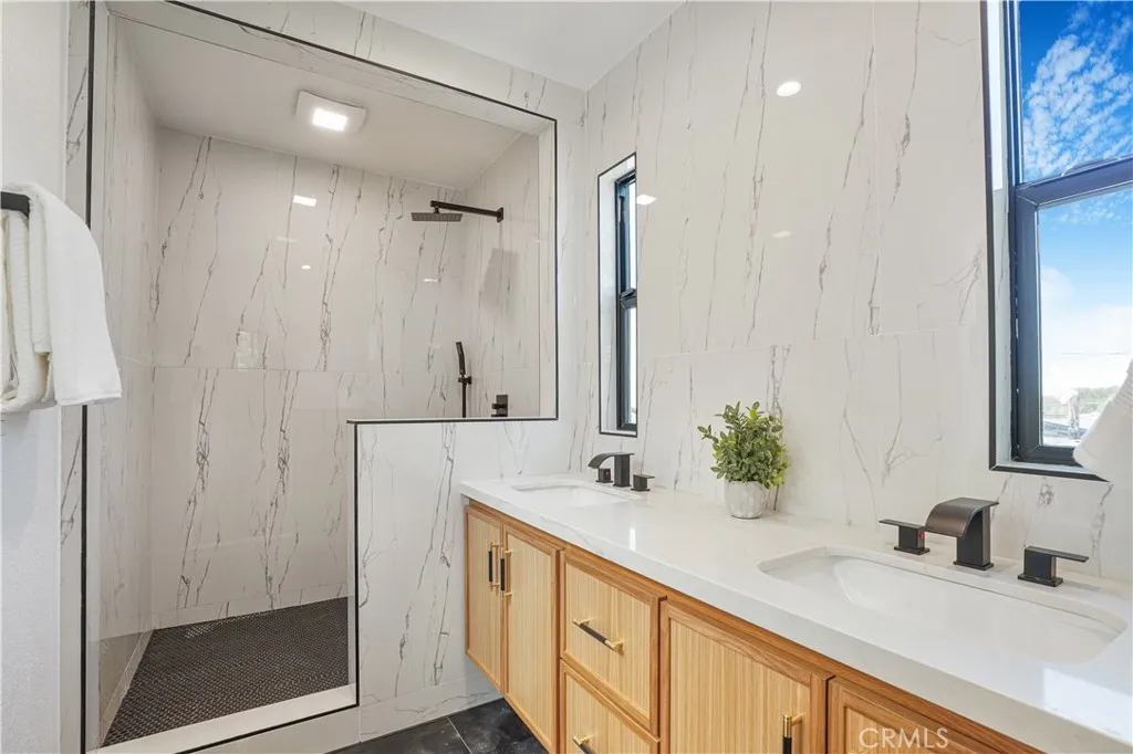 Additional image 32 of 3560 Lavell, Los Angeles, CA 90065