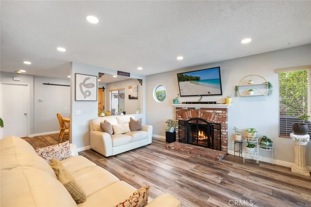 Additional image 100 of 15031 Valencia Way, Lake Elsinore, CA 92530