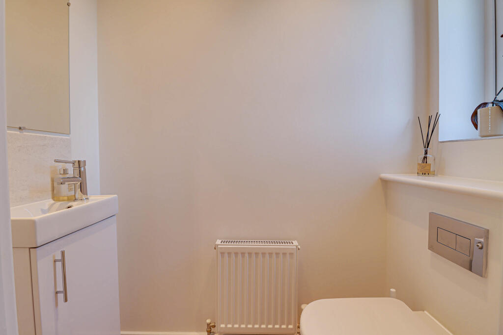 Additional image 19 of Jenny Lane, St Albans, AL1