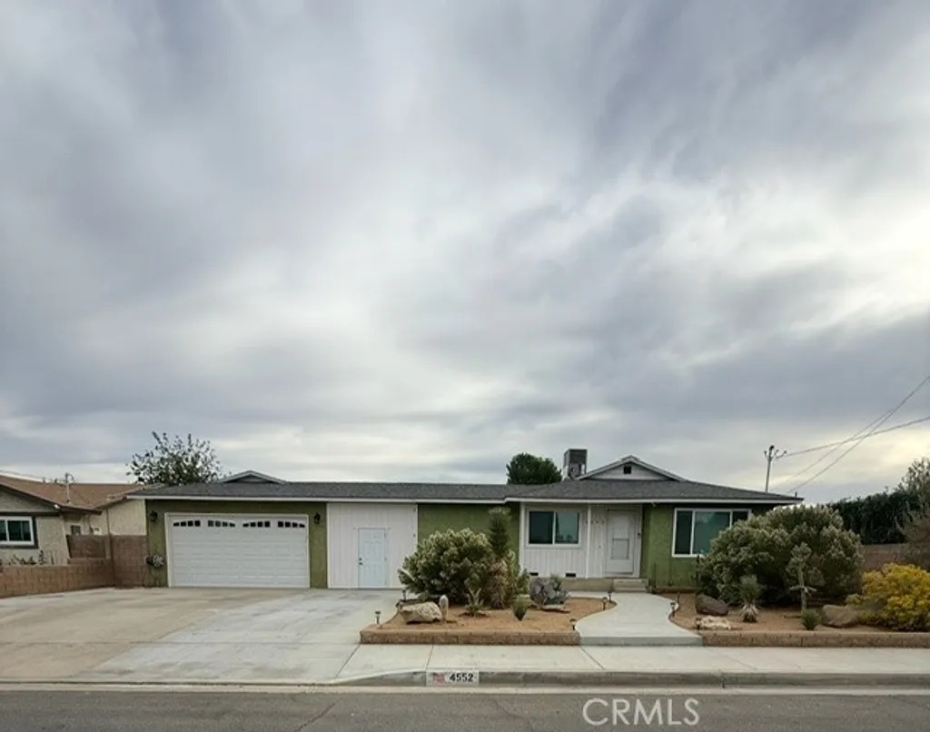 Additional image 3 of 4552 W Avenue L12, Lancaster, CA 93536