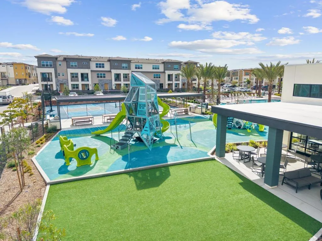 Additional image 102 of 841 Hana Avenue Unit 1, Chula Vista, CA 91911