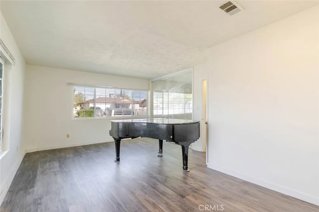 Additional image 57 of 1802 E Avenue Q11, Palmdale, CA 93550