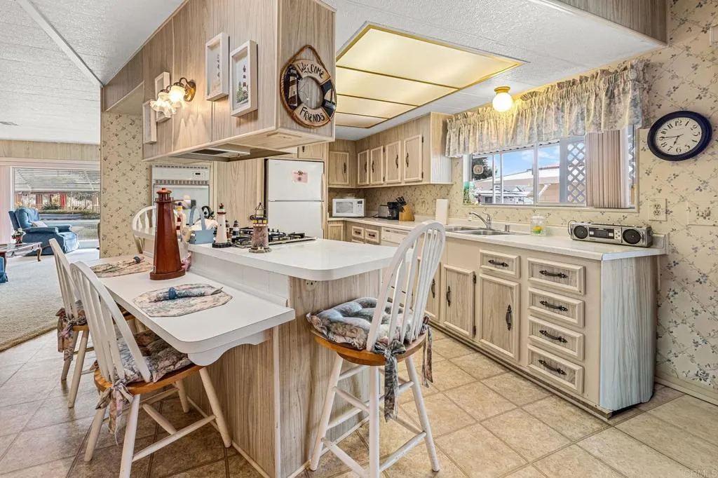 Additional image 8 of 7140 Santa Rosa Street, Carlsbad, CA 92011