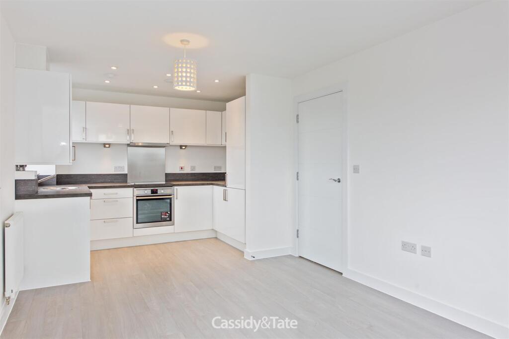 Additional image 17 of Newsom Place, St Albans