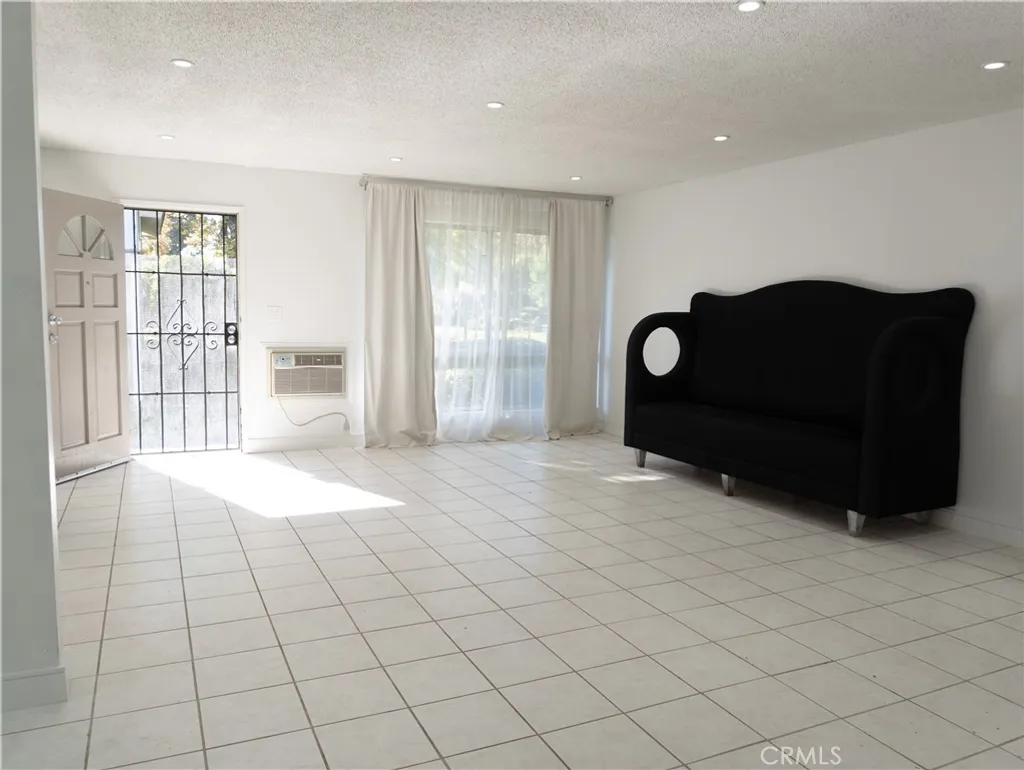 Additional image 4 of 14802 Newport Ave Unit 2B, Tustin, CA 92780