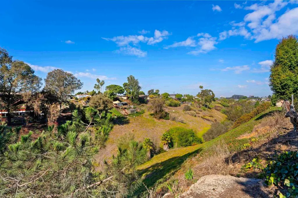 Additional image 2 of 5052 Capehart Street, San Diego, CA 92117