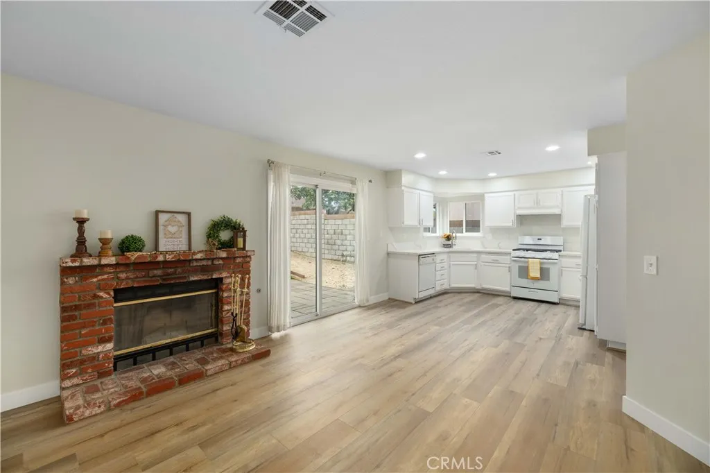 Additional image 15 of 5538 Katrina Pl, Palmdale, CA 93552