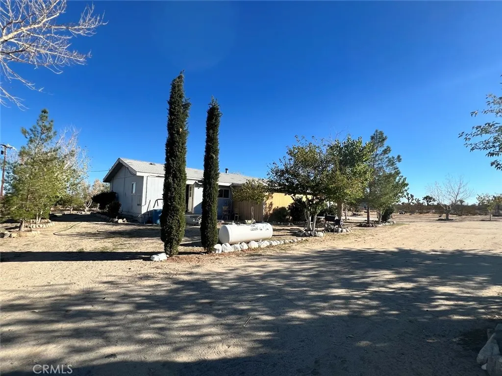 Additional image 4 of 1011 Danbury Rd, Pinon Hills, CA 92372