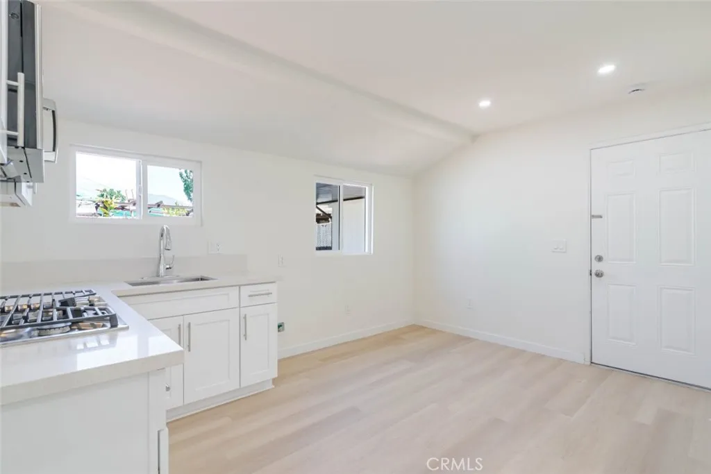 Additional image 74 of 611 Davis Ave, Glendale, CA 91201