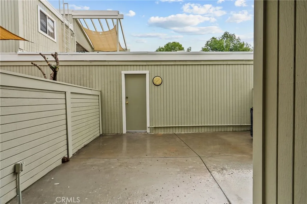 Additional image 43 of 22123 Burbank Blvd #2, Woodland Hills, CA 91367