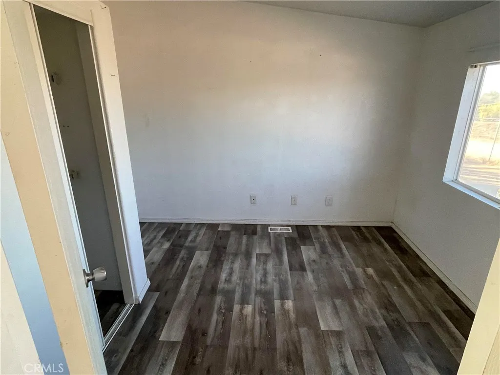 Additional image 34 of 8354 White Road, Phelan, CA 92371