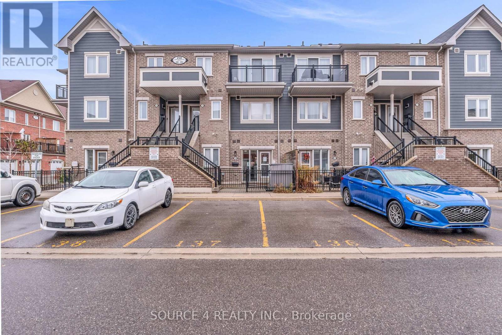 290 - 250 SUNNY MEADOW BOULEVARD|Brampton (Sandringham-Wellington), Ontario L6R3Y7