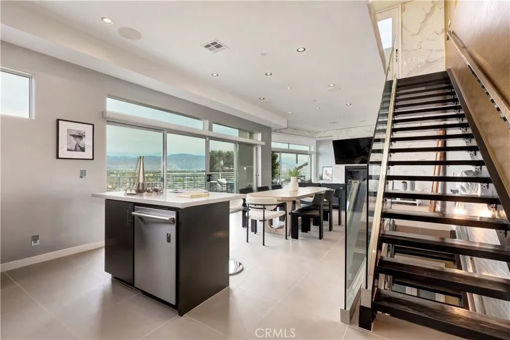 Additional image 33 of 11698 Picturesque, Studio City, CA 91604