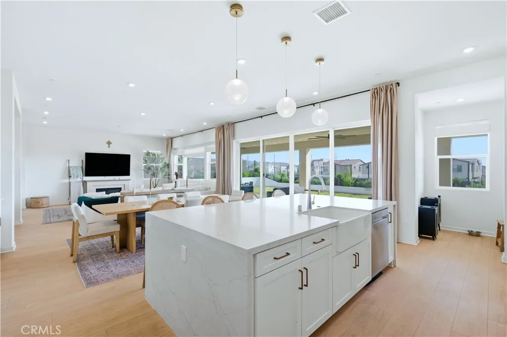 Additional image 11 of 15957 Butterfly Drive, Fontana, CA 92336