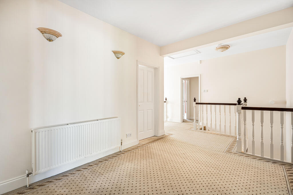 Additional image 11 of Mymms Drive, Brookmans Park, AL9