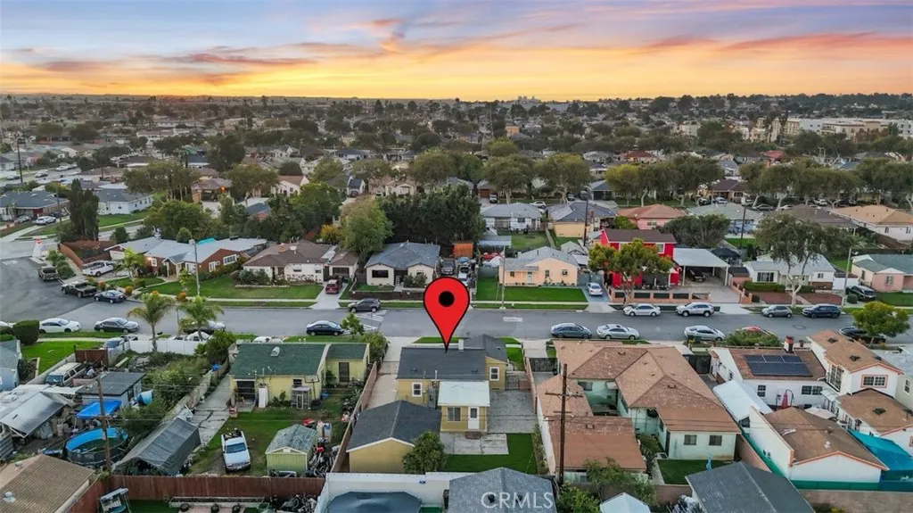 2002 N Salinas Ave, Los Angeles, CA 90059