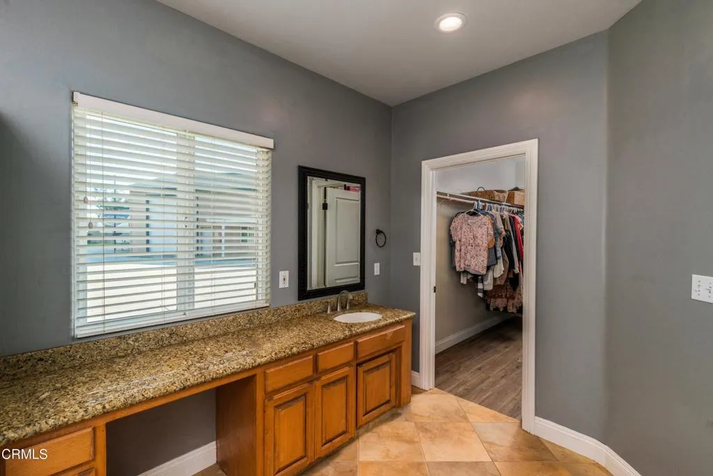 Additional image 24 of 102 Anna Lane, Bakersfield, CA 93308