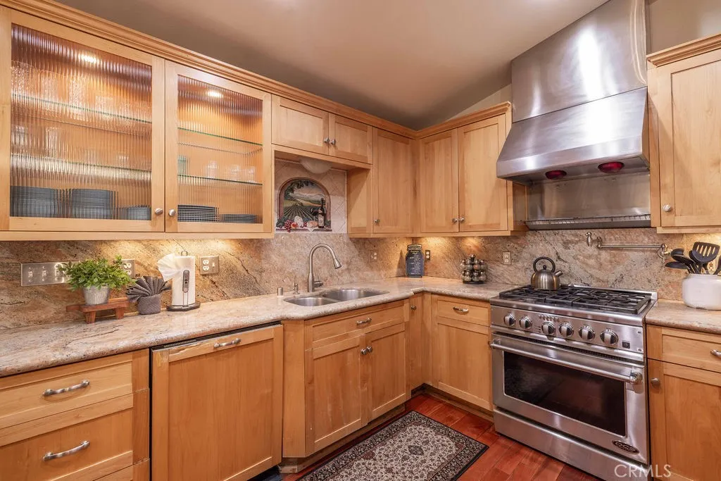 Additional image 9 of 842 Silver Tip Dr, Big Bear Lake, CA 92315