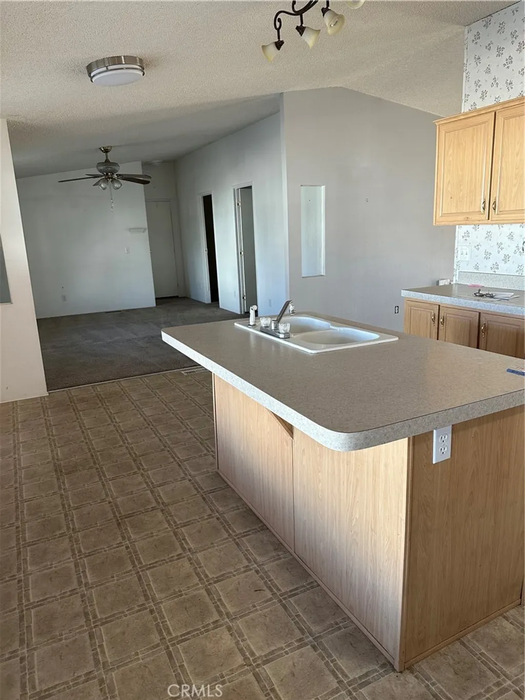 Additional image 11 of 20843 Waalew Road Unit C83, Apple Valley, CA 92307