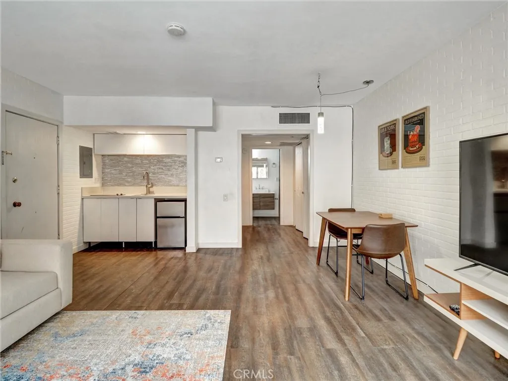 Additional image 6 of 277 E Alejo Road Unit 214, Palm Springs, CA 92262