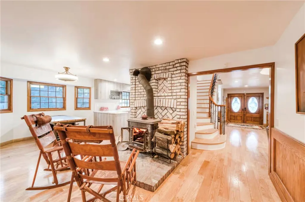 Additional image 63 of 42725 Tannenbaum, Big Bear Lake, CA 92315