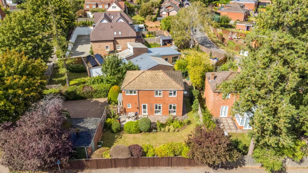 Additional image 37 of Elmoor Avenue, Welwyn, Hertfordshire, AL6 9PA