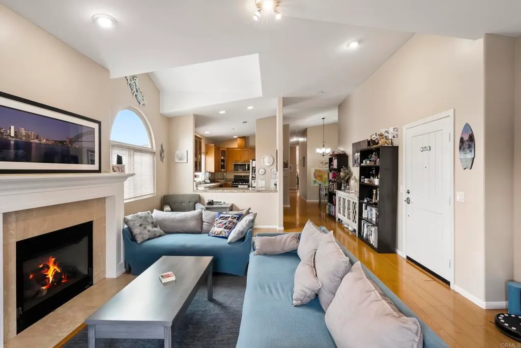 Additional image 64 of 535 F Avenue Unit 4, Coronado, CA 92118