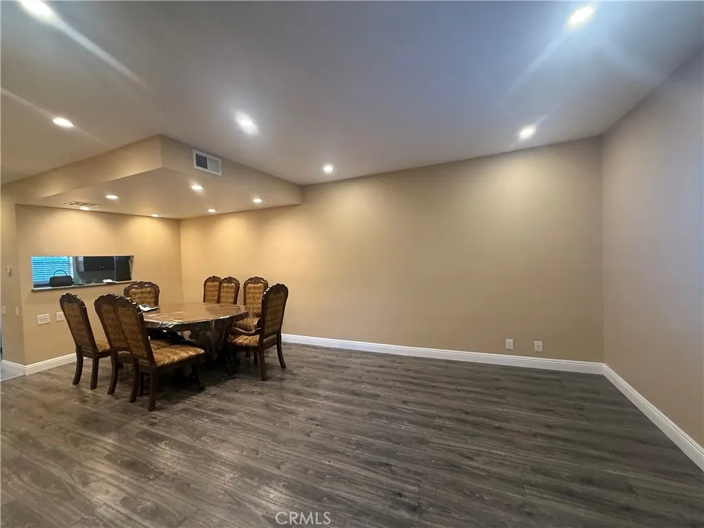 Additional image 35 of 14256 Victory Boulevard Unit 3, Van Nuys, CA 91401
