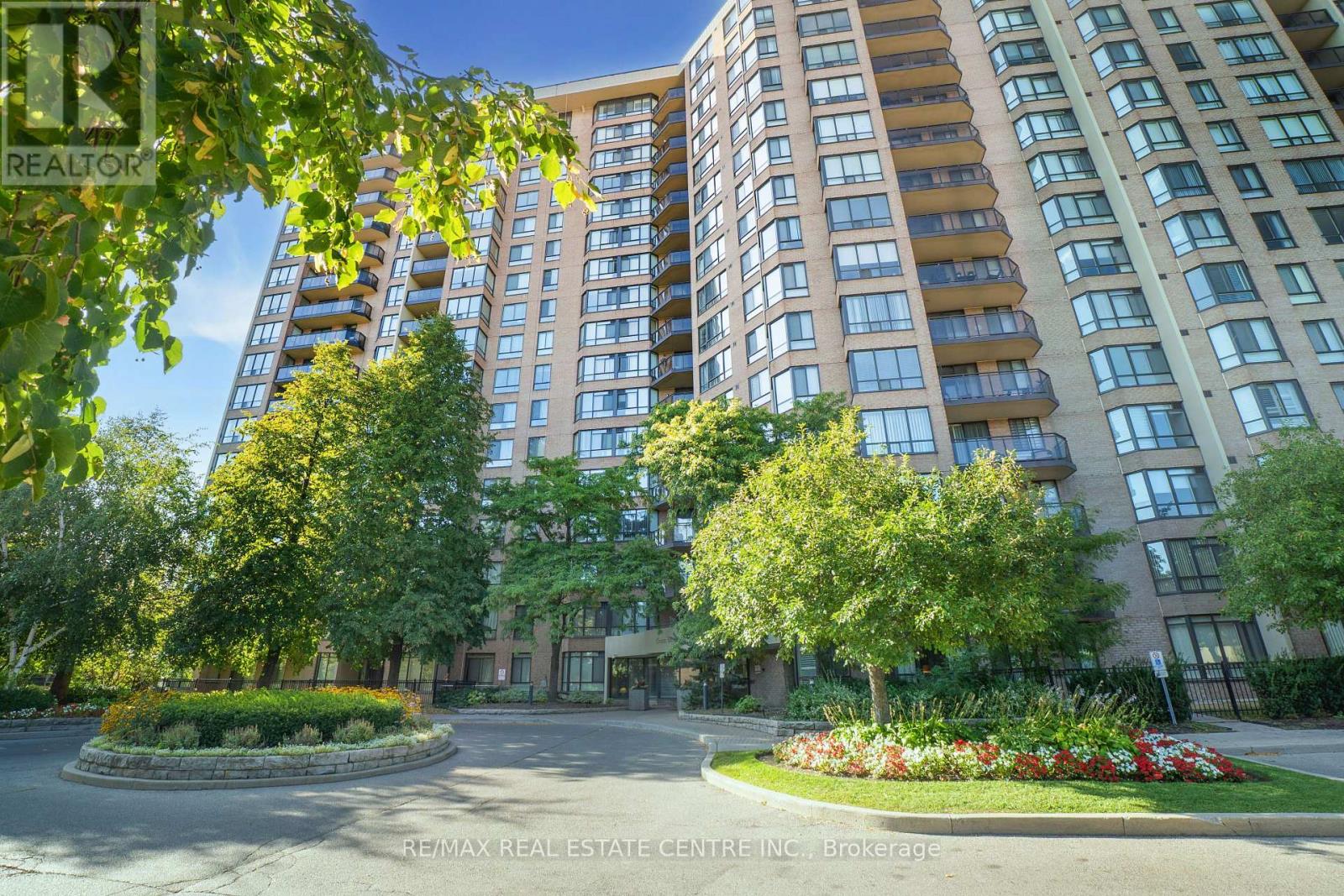 Property image for 802 - 20 CHERRYTREE DRIVE|Brampton (Fletcher's Creek South), Ontario L6Y3V1