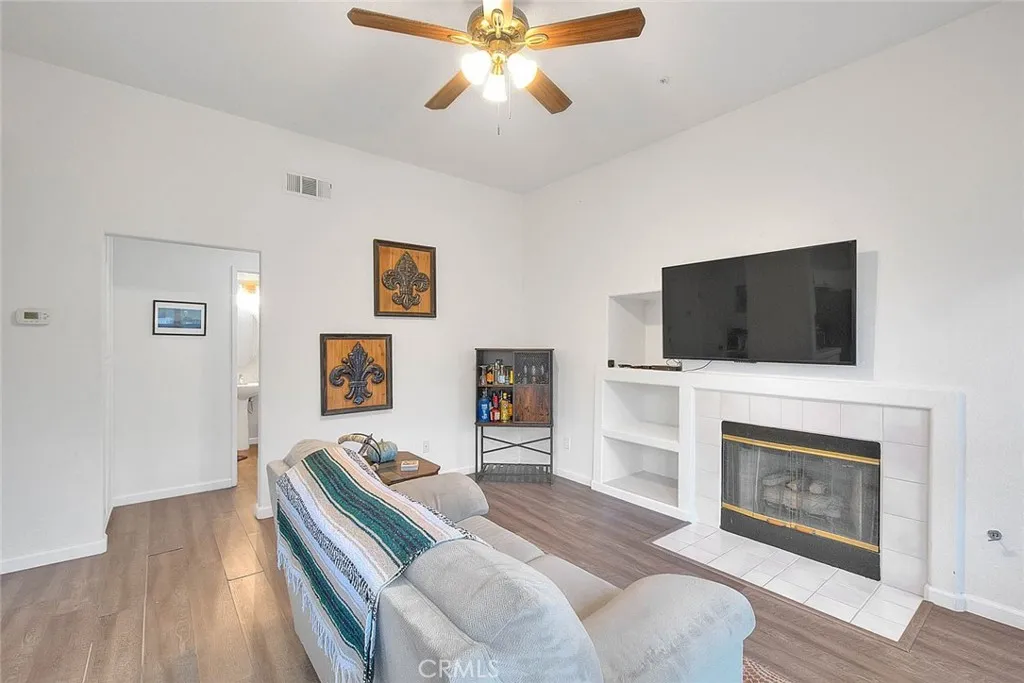 Additional image 20 of 4530 Watkins Dr, Riverside, CA 92507