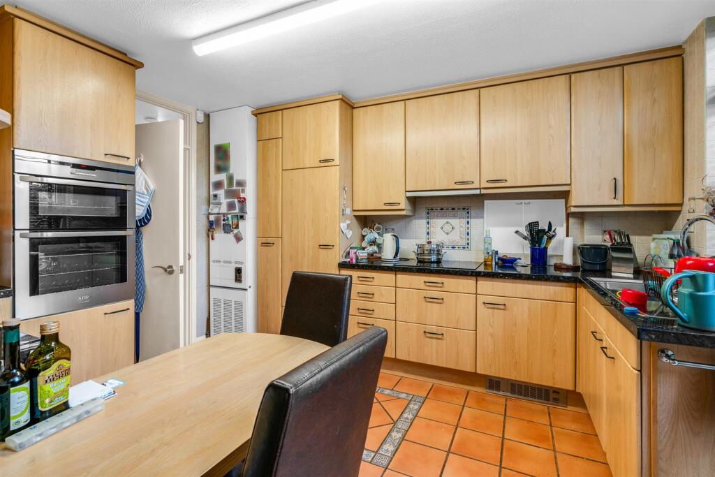 Additional image 11 of Roman Way, Welwyn