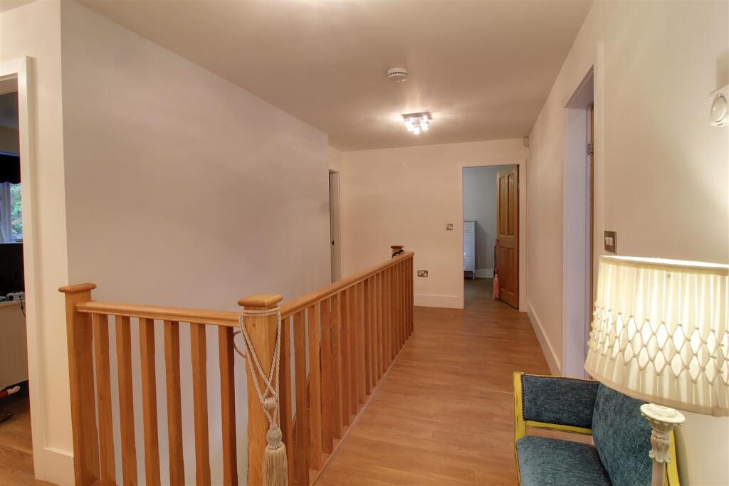 Additional image 28 of Peplins Way, Brookmans Park