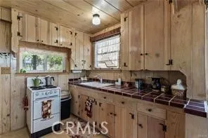 Additional image 40 of 28810 Cedar Dr, Lake Arrowhead, CA 92352