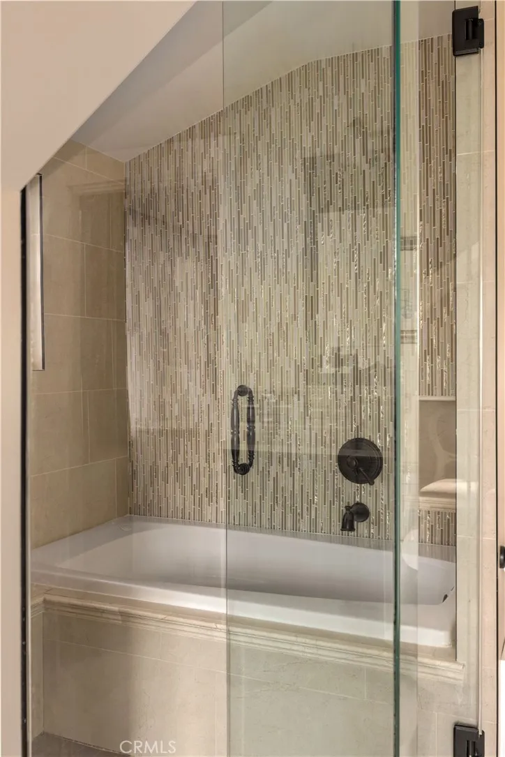 Additional image 63 of 1065 Locust St, Pasadena, CA 91106