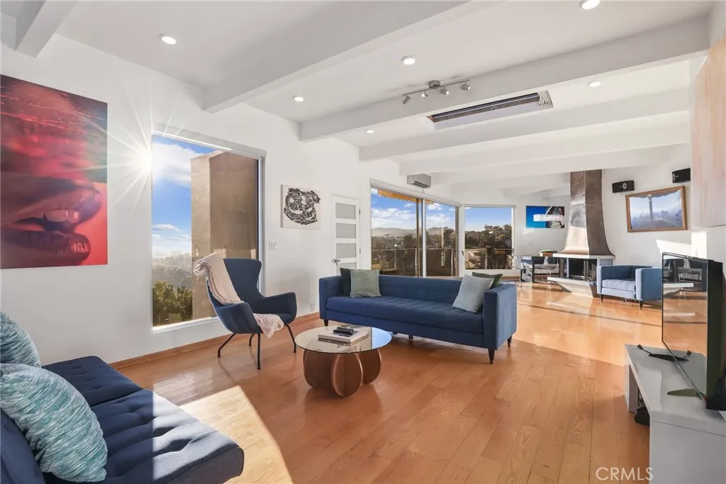 Additional image 7 of 5675 Spreading Oak Drive, Los Angeles, CA 90068