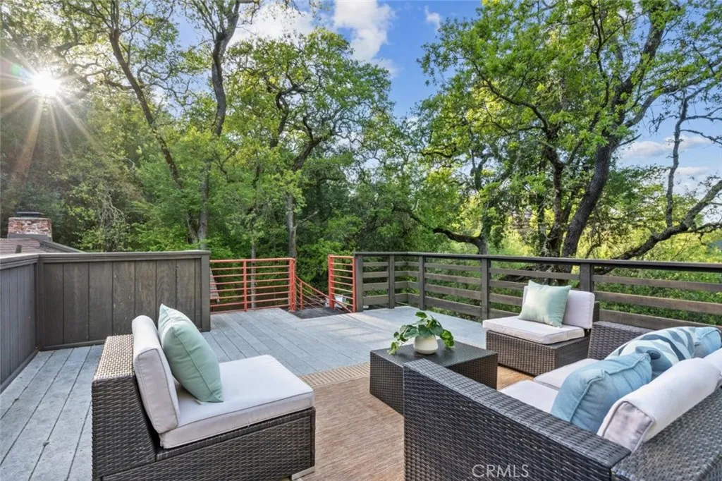 Additional image 38 of 176 Los Trancos Cir, Portola Valley, CA 94028