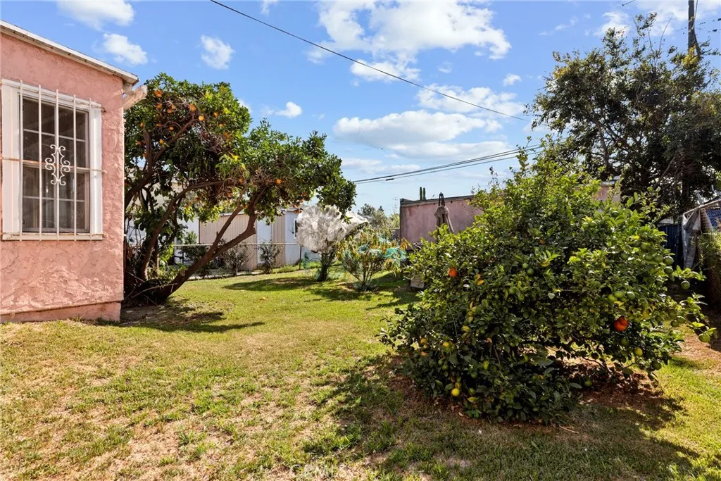 Additional image 48 of 1622 E 88th St, Los Angeles, CA 90002