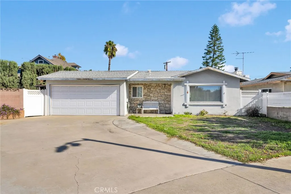 1796 Buchanan Dr, Pomona, CA 91767