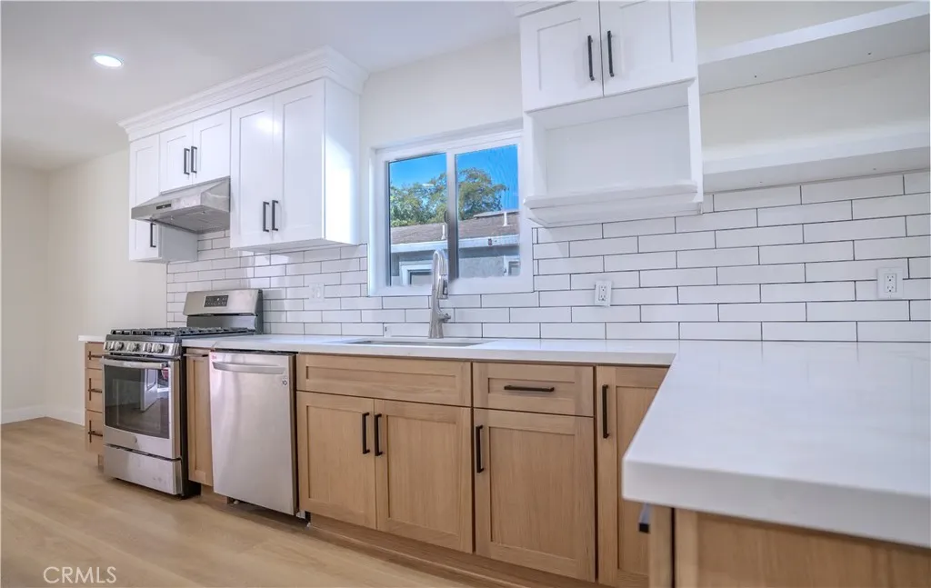 Additional image 6 of 720 N Mountain View Ave, San Bernardino, CA 92401