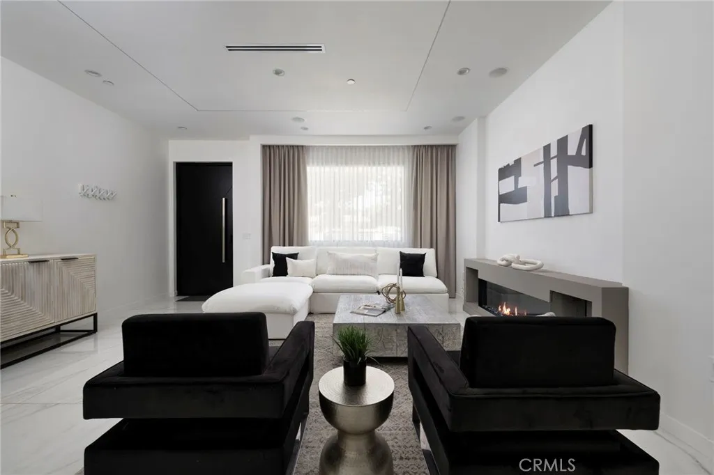 Additional image 6 of 4252 Shadyglade, Studio City, CA 91604