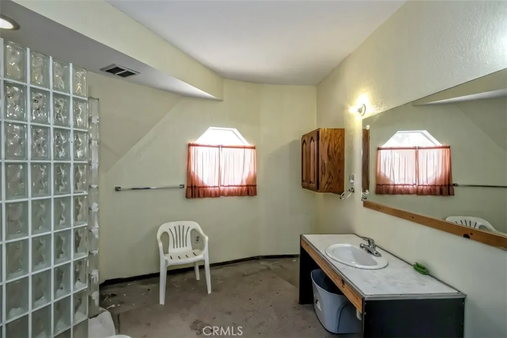 Additional image 27 of 45985 Cottonwood Road, Newberry Springs, CA 92365