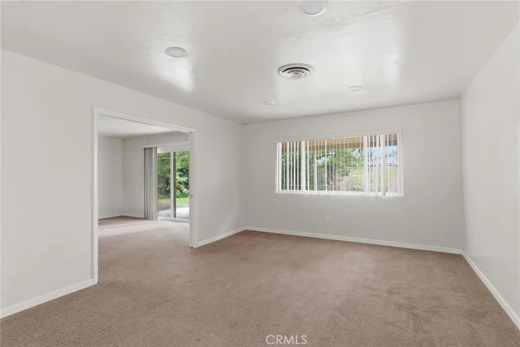 Additional image 11 of 2413 Cheshire Dr, Bakersfield, CA 93309