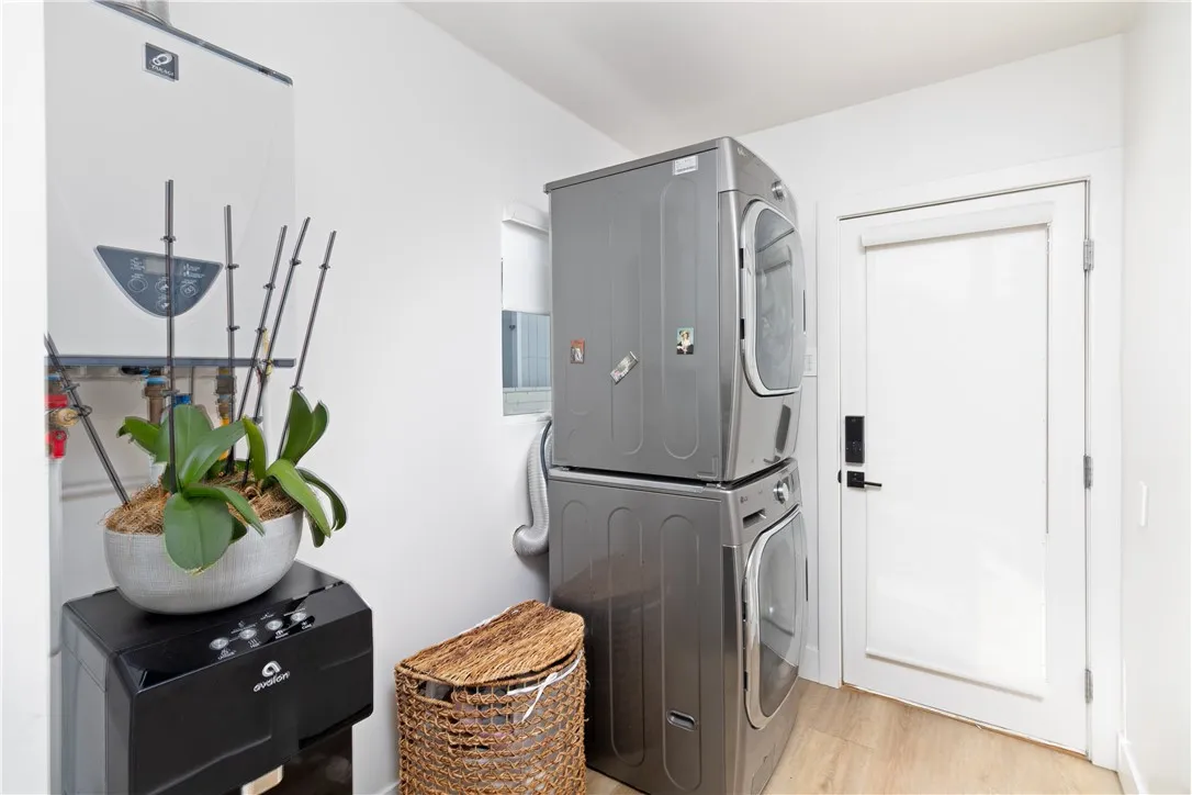 Additional image 82 of 5439 Gentry Avenue, Valley Village, CA 91607