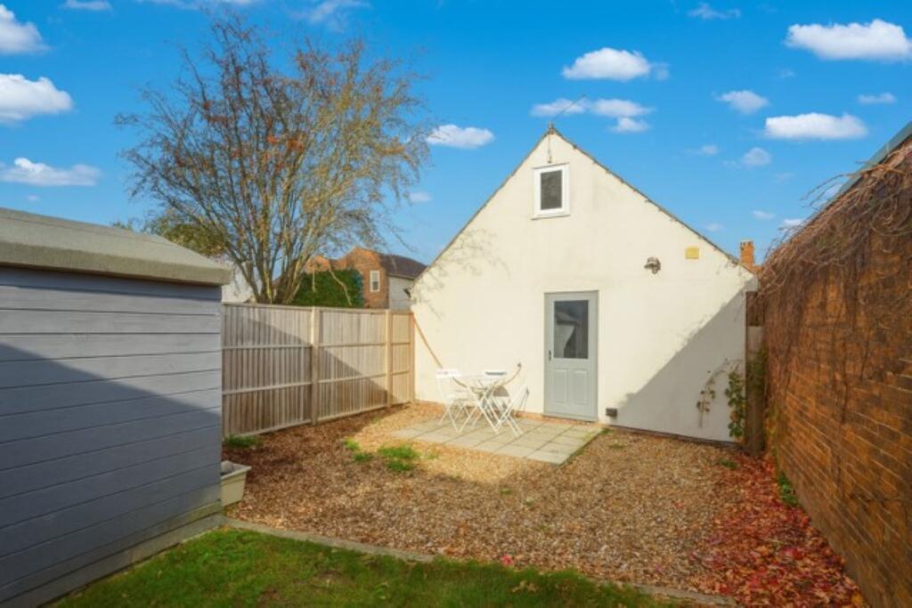 Additional image 12 of Old London Road, St. Albans