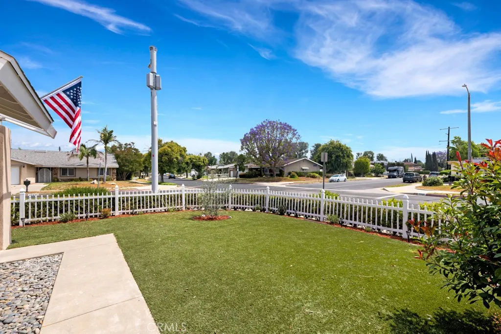 Additional image 52 of 10061 Cozycroft Ave, Chatsworth, CA 91311