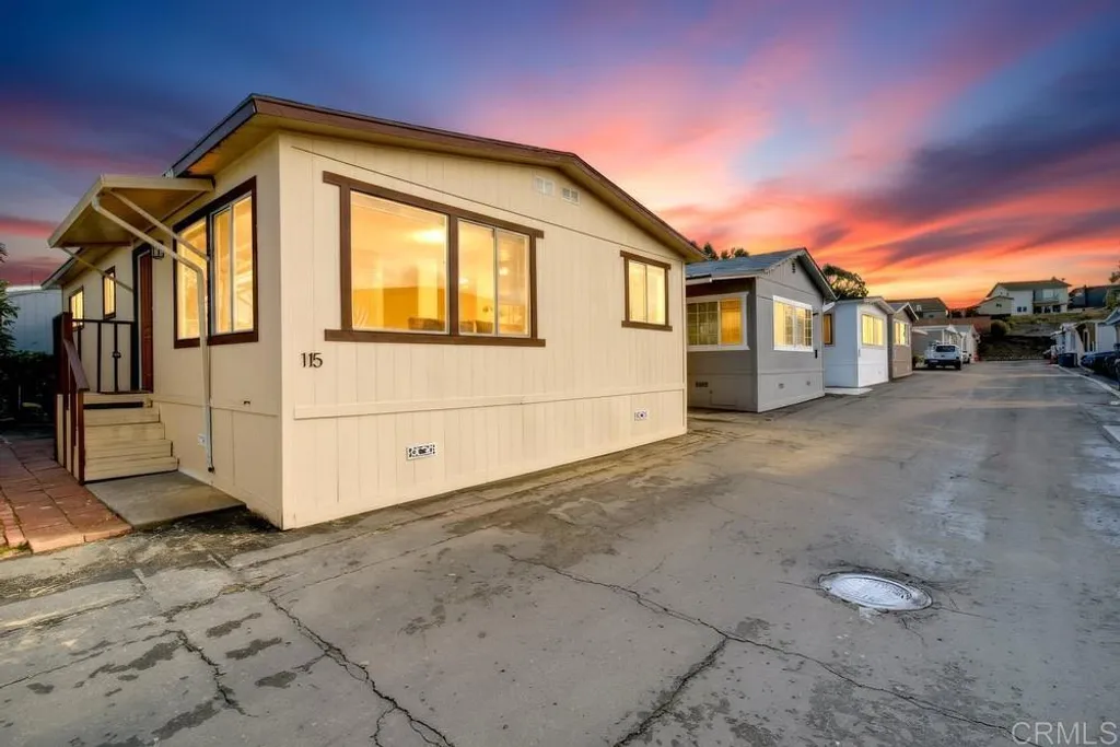 Additional image 5 of 402 63rd Street Unit 115, San Diego, CA 92114