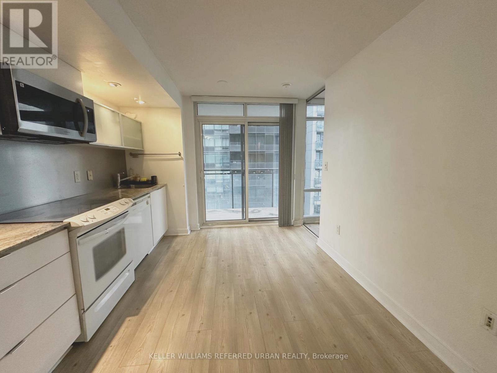 829 - 4K SPADINA AVENUE|Toronto (Waterfront Communities), Ontario M5V3Y9