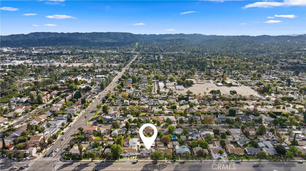 Additional image 86 of 18928 Victory Boulevard, Tarzana, CA 91335
